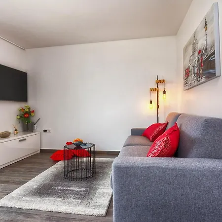 Basic Apartment